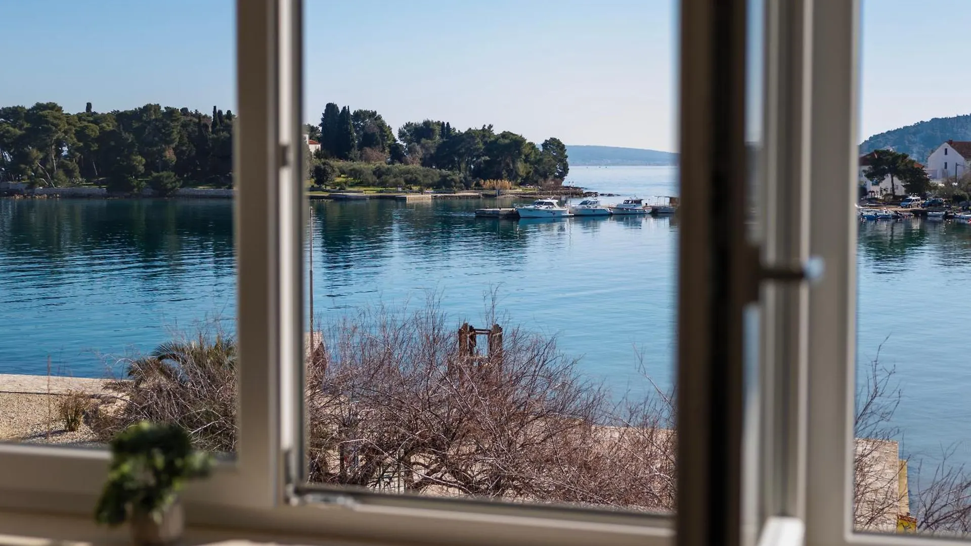 Vile Dalmacija Preko 0*,  Croatia